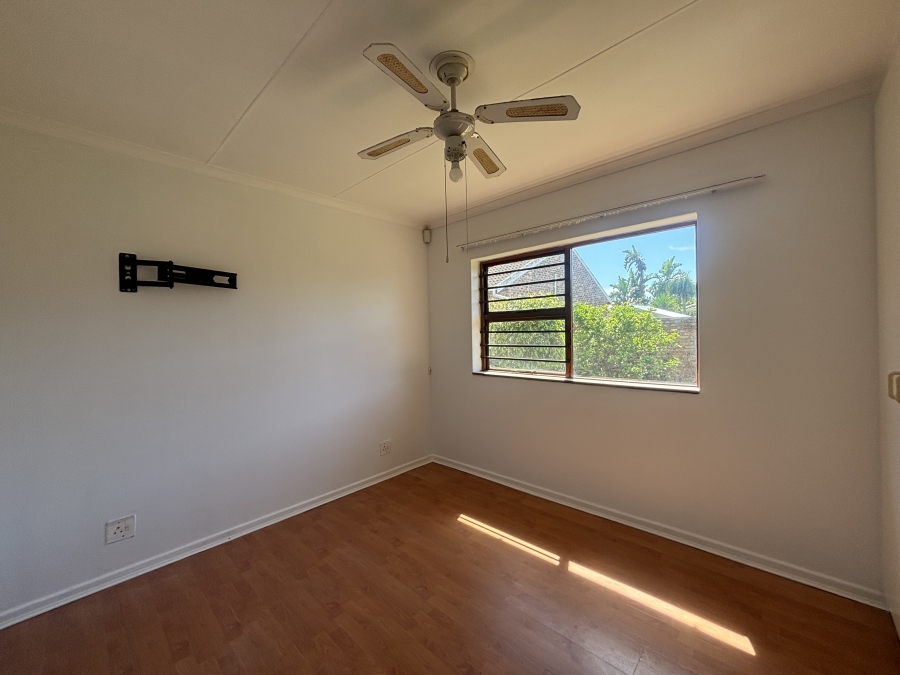 2 Bedroom Property for Sale in Summerstrand Eastern Cape